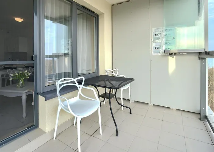 Aquamarina Onyx, Sun & Snow *